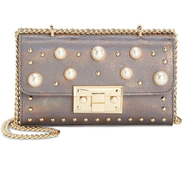 Steve Madden Handbags - Steve Madden grey Gold Pearly Crossbody